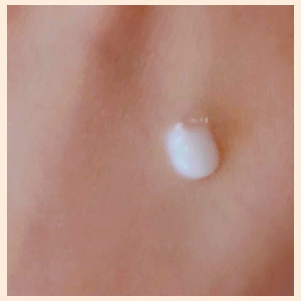 純白専科 すっぴん白雪美容液(専科 薬用美白クリーム)/SENKA(専科)/美容液を使ったクチコミ(2枚目)