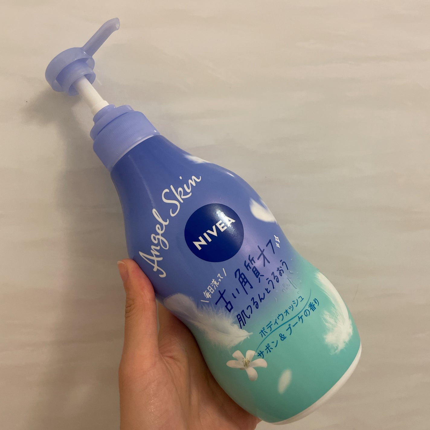 エンジェルスキン ボディウォッシュ サボン&ブーケの香り/ニベア/ボディソープを使ったクチコミ(1枚目)