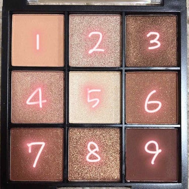 UR GLAM　BLOOMING EYE COLOR PALETTE/U R GLAM/パウダーアイシャドウを使ったクチコミ（2枚目）