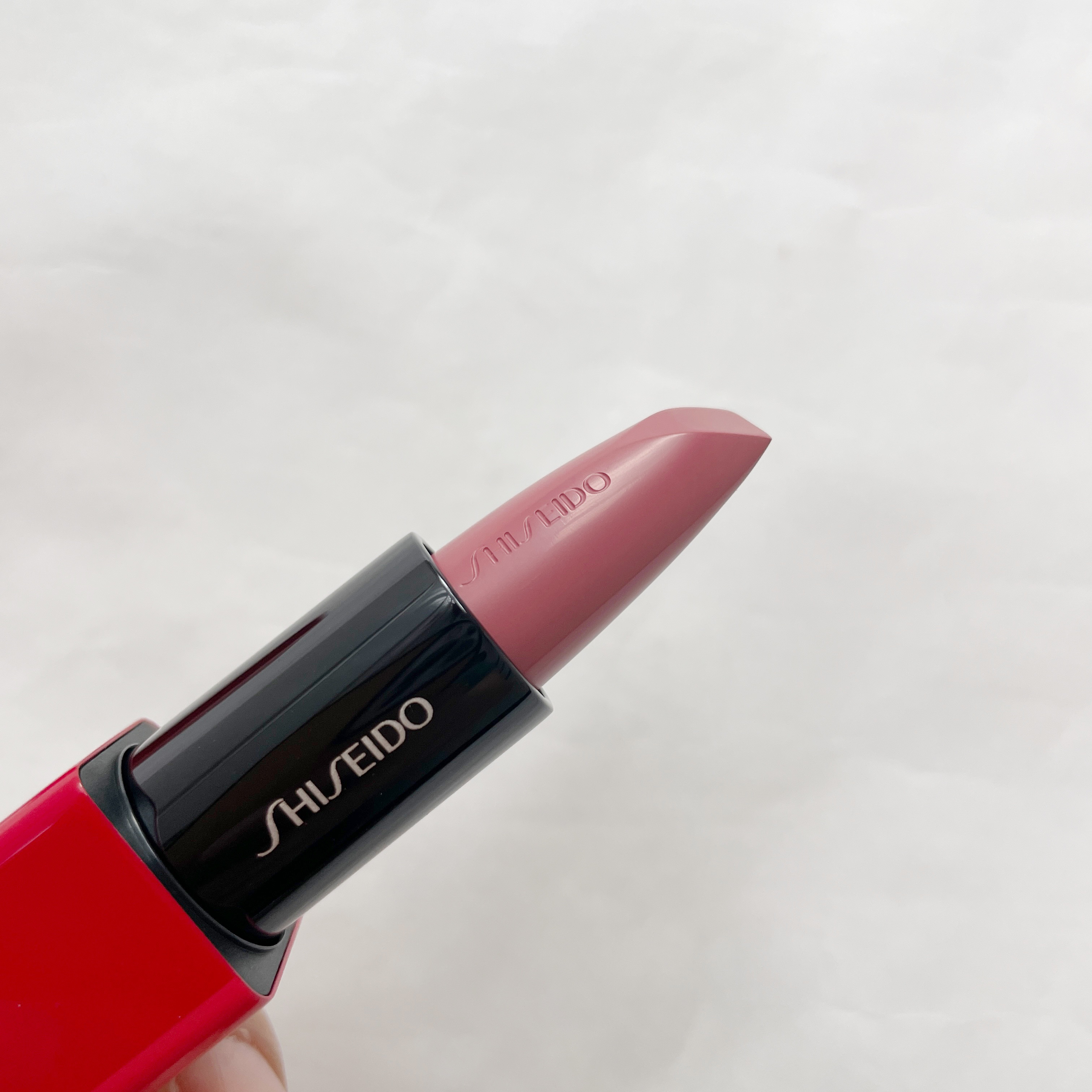 テクノサテン ジェル リップスティック/SHISEIDO/口紅を使ったクチコミ（2枚目）