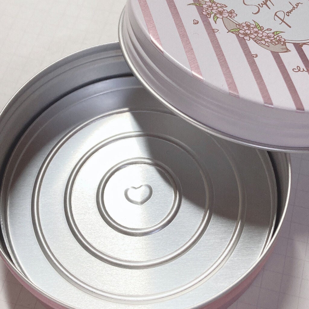 すっぴんパウダー B サクラスウィートソローの香り 2022/クラブ/プレストパウダーを使ったクチコミ(3枚目)