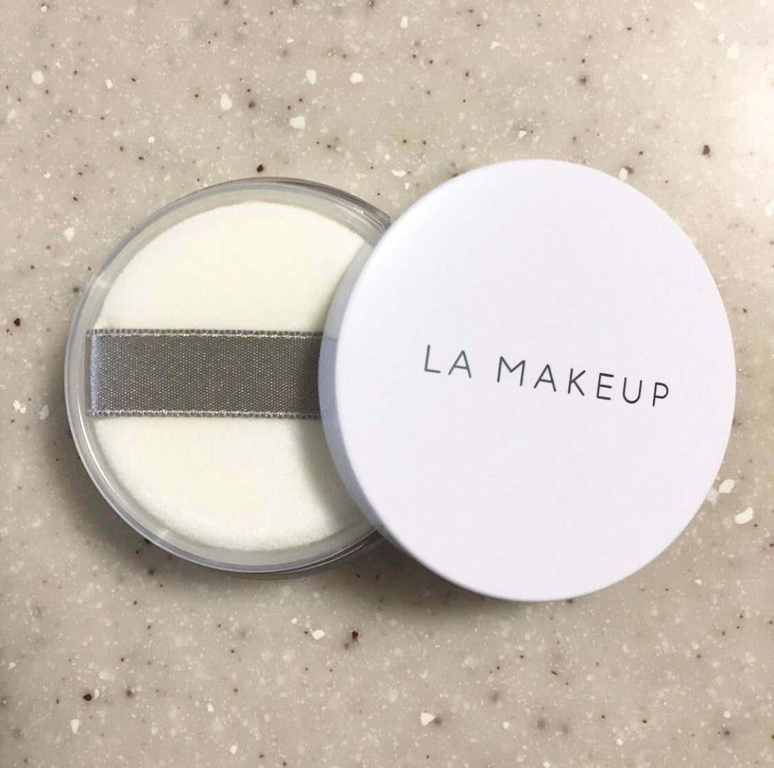 ゴッドパウダー/ラ・メイキャ/ルースパウダーを使ったクチコミ(1枚目)