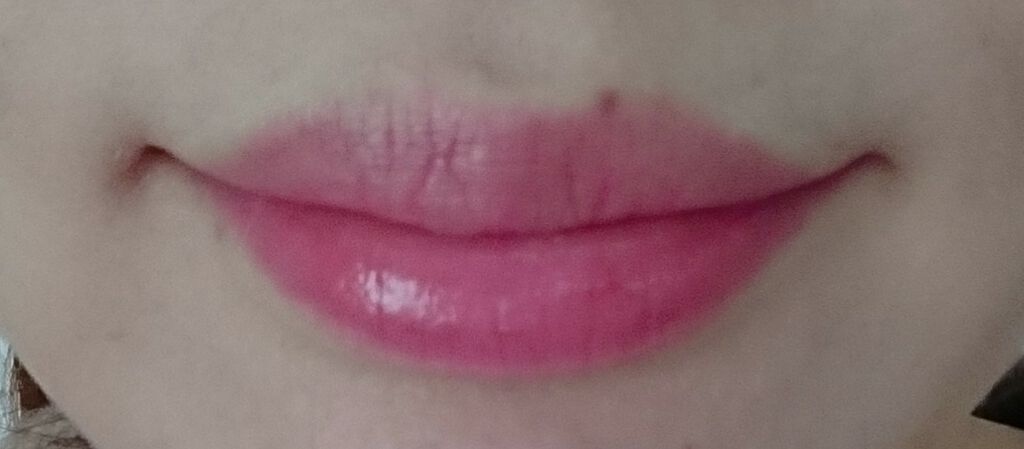 ルージュ ピュールクチュール ヴェルニ ヴィニルクリーム/YVES SAINT LAURENT BEAUTE/口紅を使ったクチコミ(4枚目)