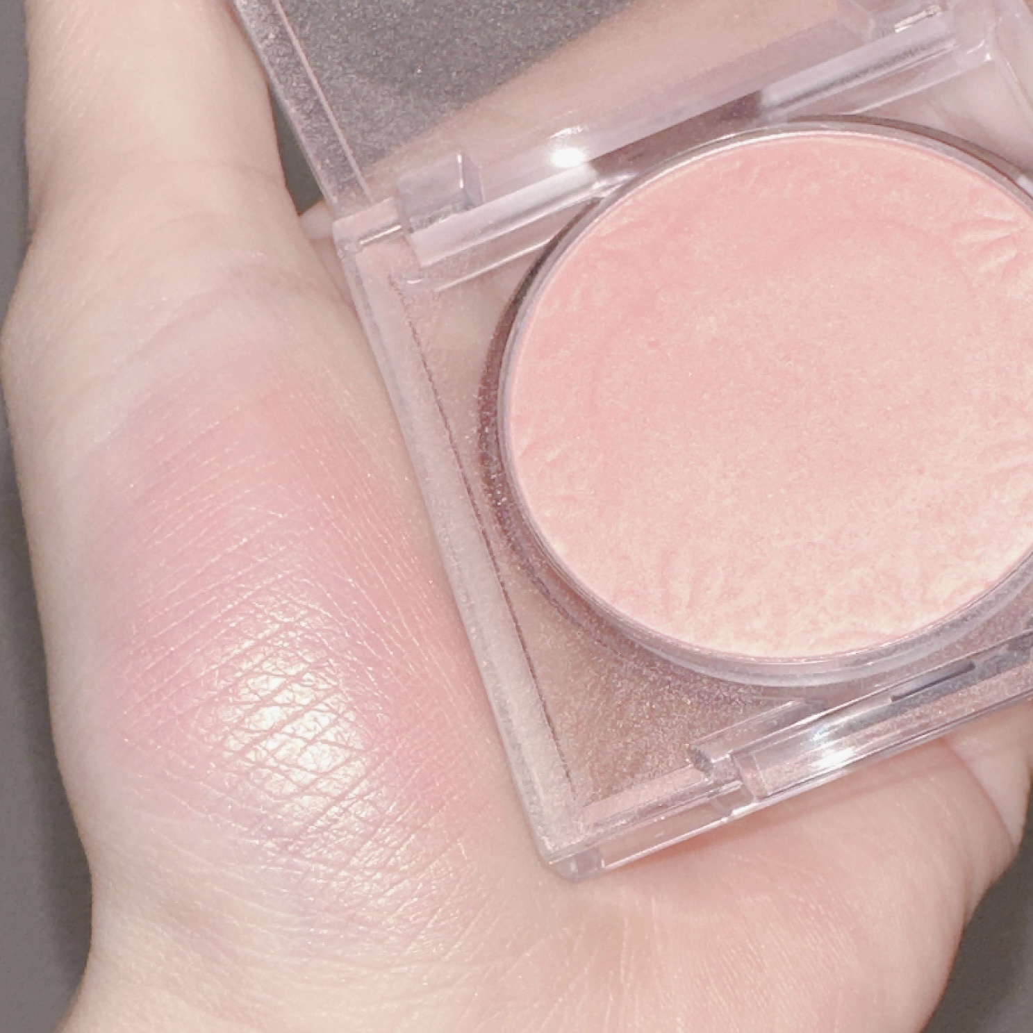 タッチ マイ チーク/Milk Touch/パウダーチークを使ったクチコミ（2枚目）