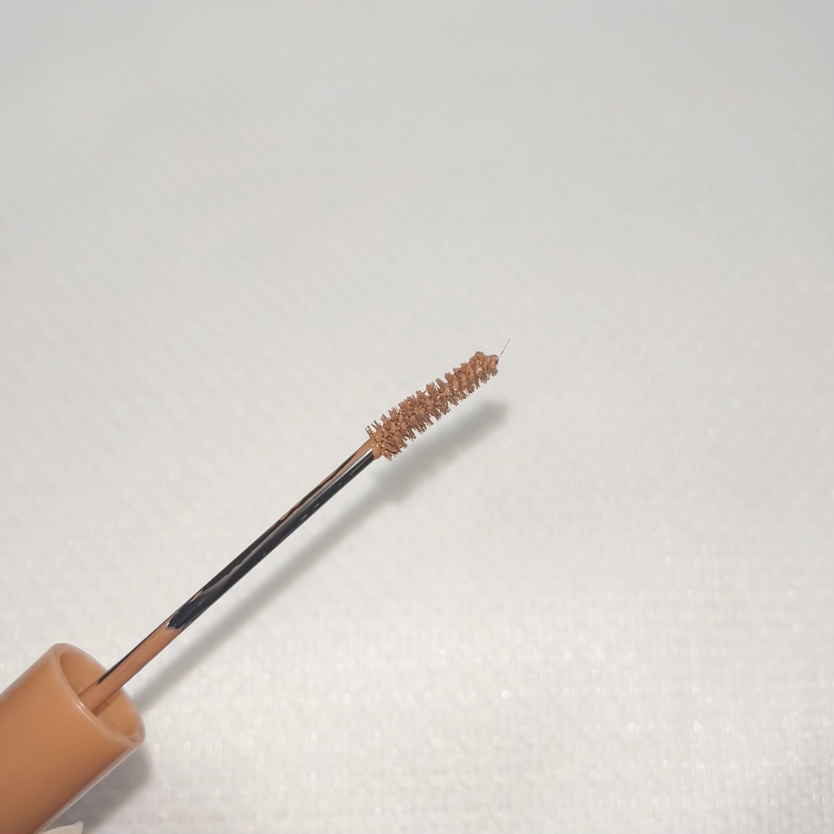 極細アイブロウマスカラ/CEZANNE/眉マスカラを使ったクチコミ（2枚目）