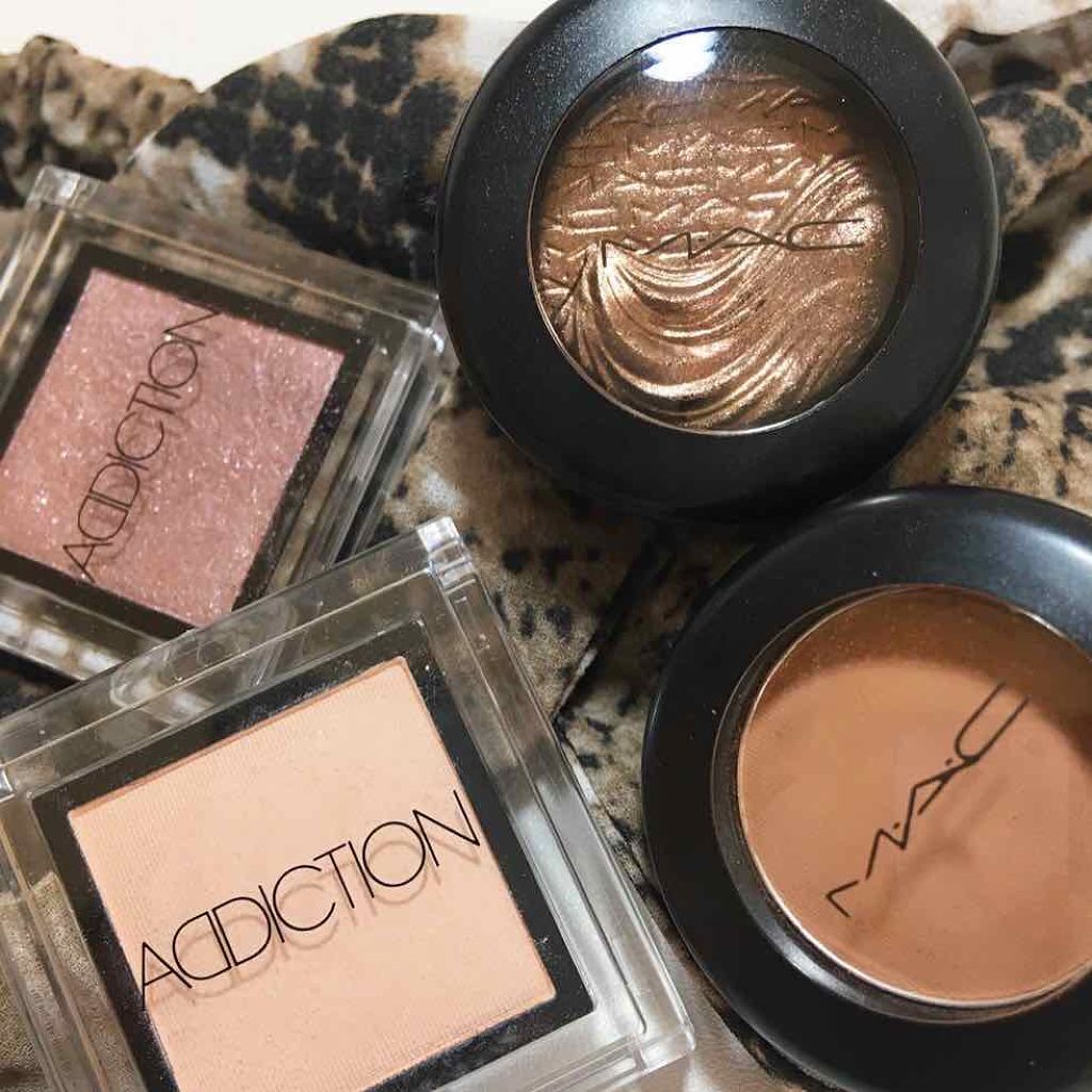 ADDICTION・M・A・Cの単色アイシャドウを使った口コミ -またまた大好き