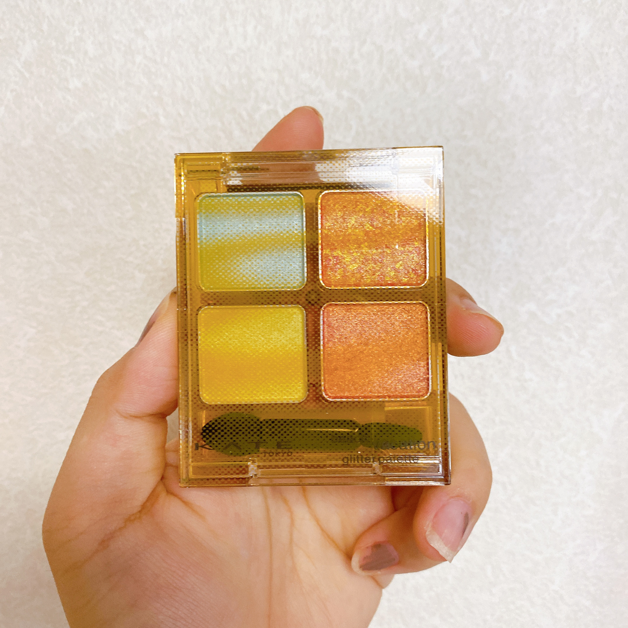 ビーチバカンスグリッターパレット/KATE/アイシャドウパレットを使ったクチコミ（2枚目）