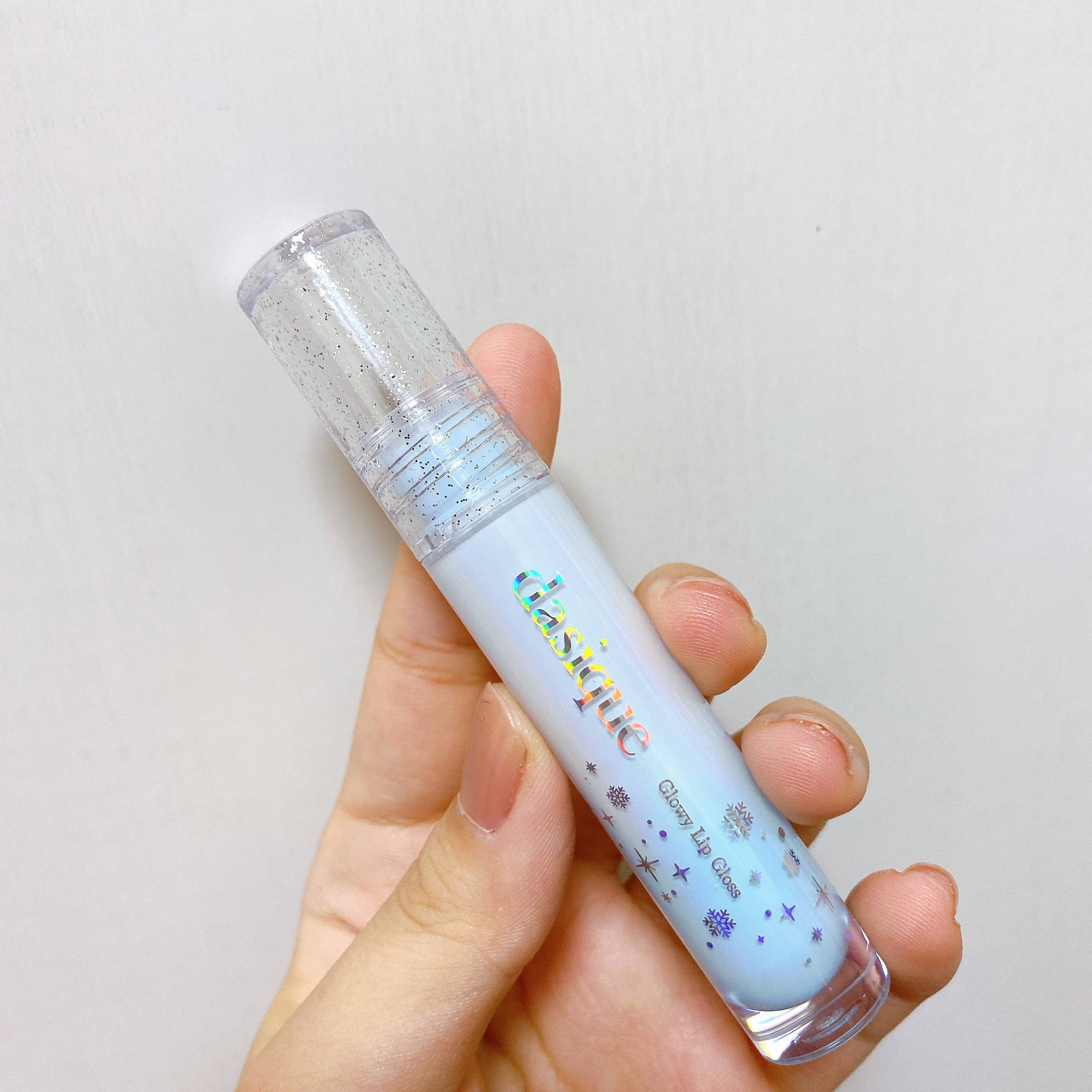 グローイリップグロス ホリデースノーボール/dasique/リップグロスを使ったクチコミ（1枚目）