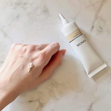 UHDファンデーションホワイト(WH01)/COSCOS/リキッドファンデーションを使ったクチコミ(2枚目)