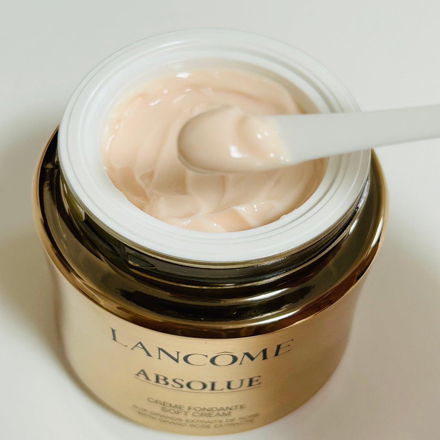 アプソリュ ソフトクリーム/LANCOME/フェイスクリームを使ったクチコミ(2枚目)