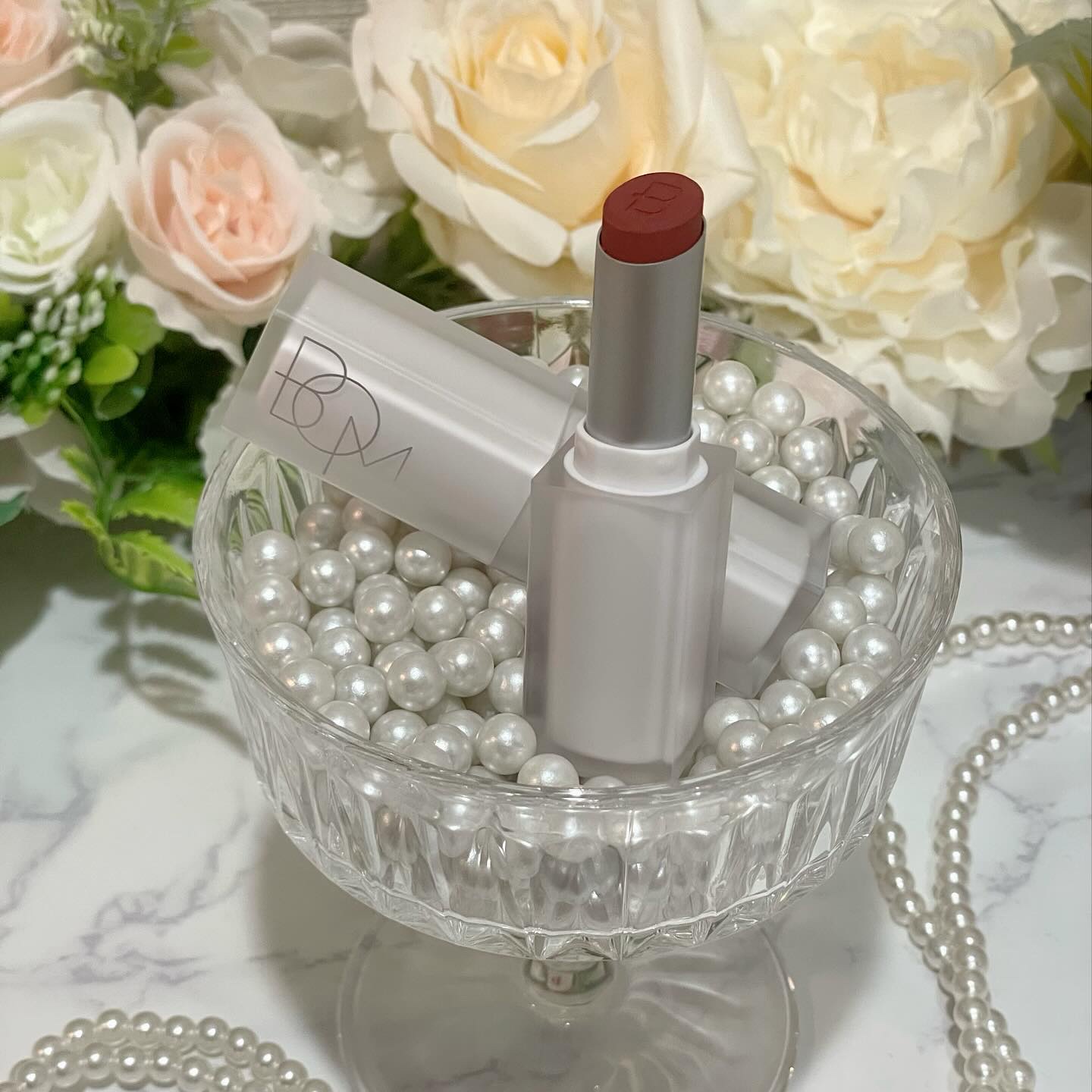 ♡
韓国🇰🇷コスメブランド、｢BOM｣ビオエム
⁡
⁡
⁡
⁡
💋クラウドブラーリップスティック(全5colors)
⁡
柔らかいテクスチャーで、ブラーをかけたようになめらかにスマージングできるマットリップスティック✨️
⁡
エラスト