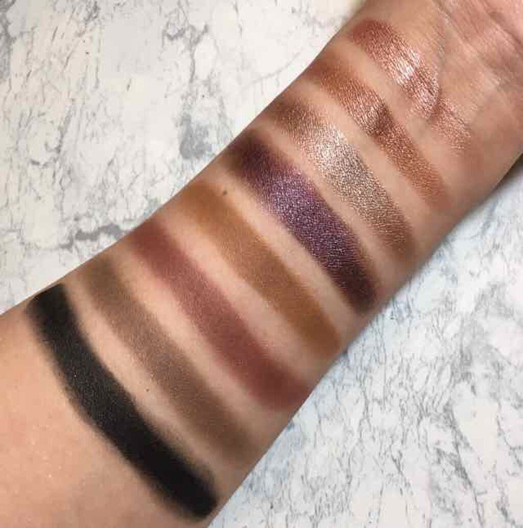 Love In London 16 Color Eyeshadow Palette/bh cosmetics/アイシャドウパレットを使ったクチコミ(4枚目)