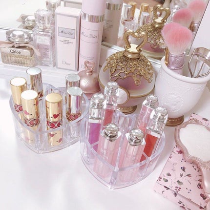 ⭐️ on LIPS 「DAISOで買えるハートのリップスタンド可愛すぎる💖#リップ#..」(1枚目)