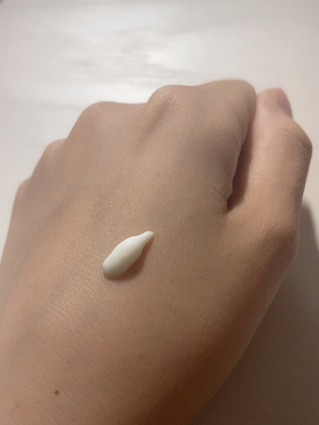 UV  アスリズム　スキンプロテクトエッセンス/ビオレ/日焼け止めローションを使ったクチコミ（2枚目）