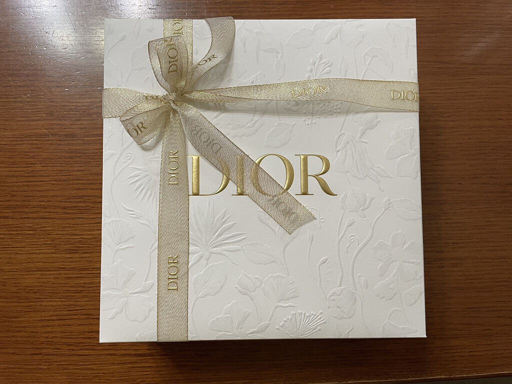 【旧】ディオールスキン フォーエヴァー クッション 0N ニュートラル〈ディオリビエラ エディション〉（生産終了）/Dior/クッションファンデーションを使ったクチコミ（2枚目）