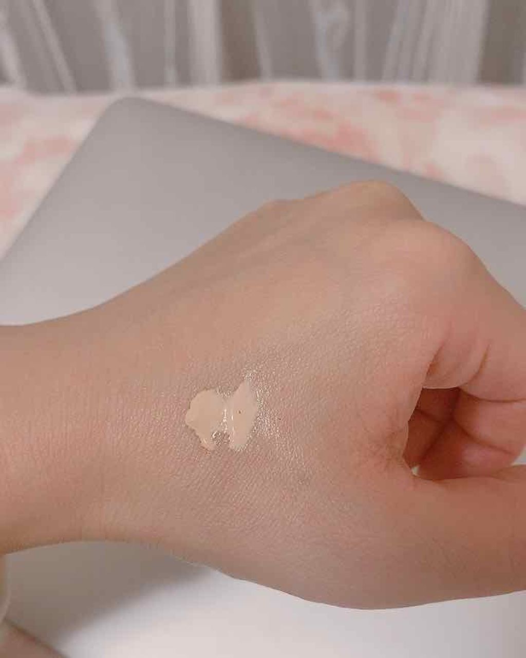 イルミネイティング フェイス ベース/BOBBI BROWN/化粧下地を使ったクチコミ（3枚目）