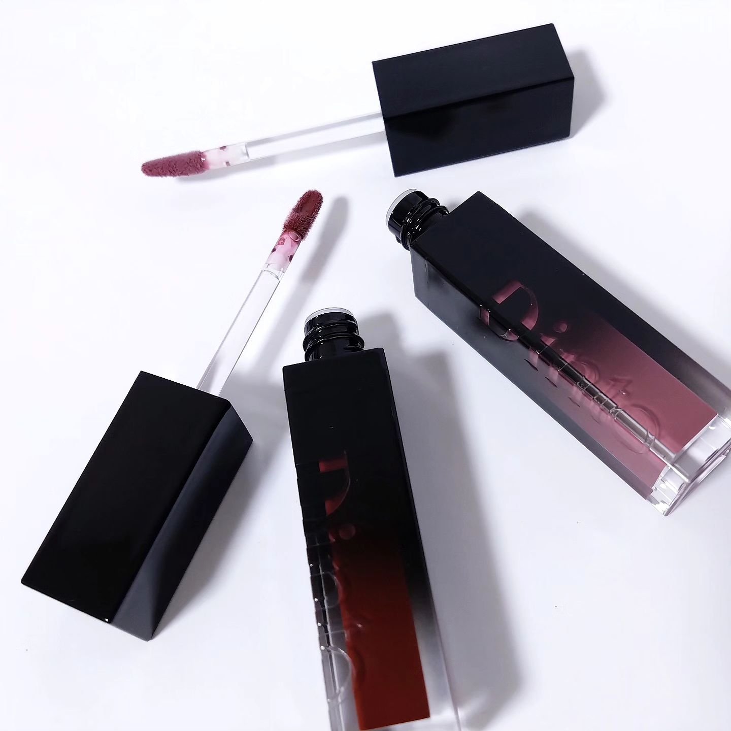 ディープキスド プランピング リップエナメル 154 Barrie/Dinto/リップグロスを使ったクチコミ（1枚目）