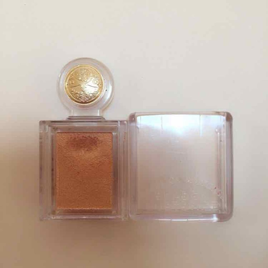 シャドーカスタマイズ/MAJOLICA MAJORCA/単色アイシャドウを使ったクチコミ(2枚目)