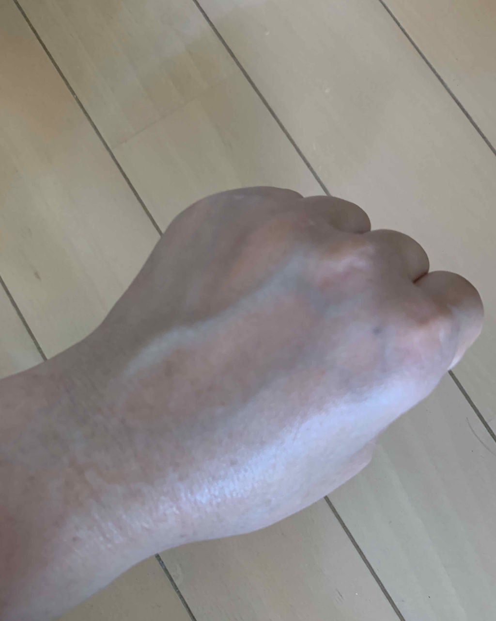 スキンアクア トーンアップUVエッセンス/スキンアクア/日焼け止めクリームを使ったクチコミ(3枚目)