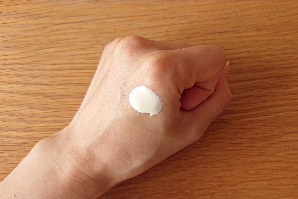 UVプラス 5P モイスチャライジング マルチ デイ スクリーン/CLARINS/日焼け止めミルクを使ったクチコミ(2枚目)