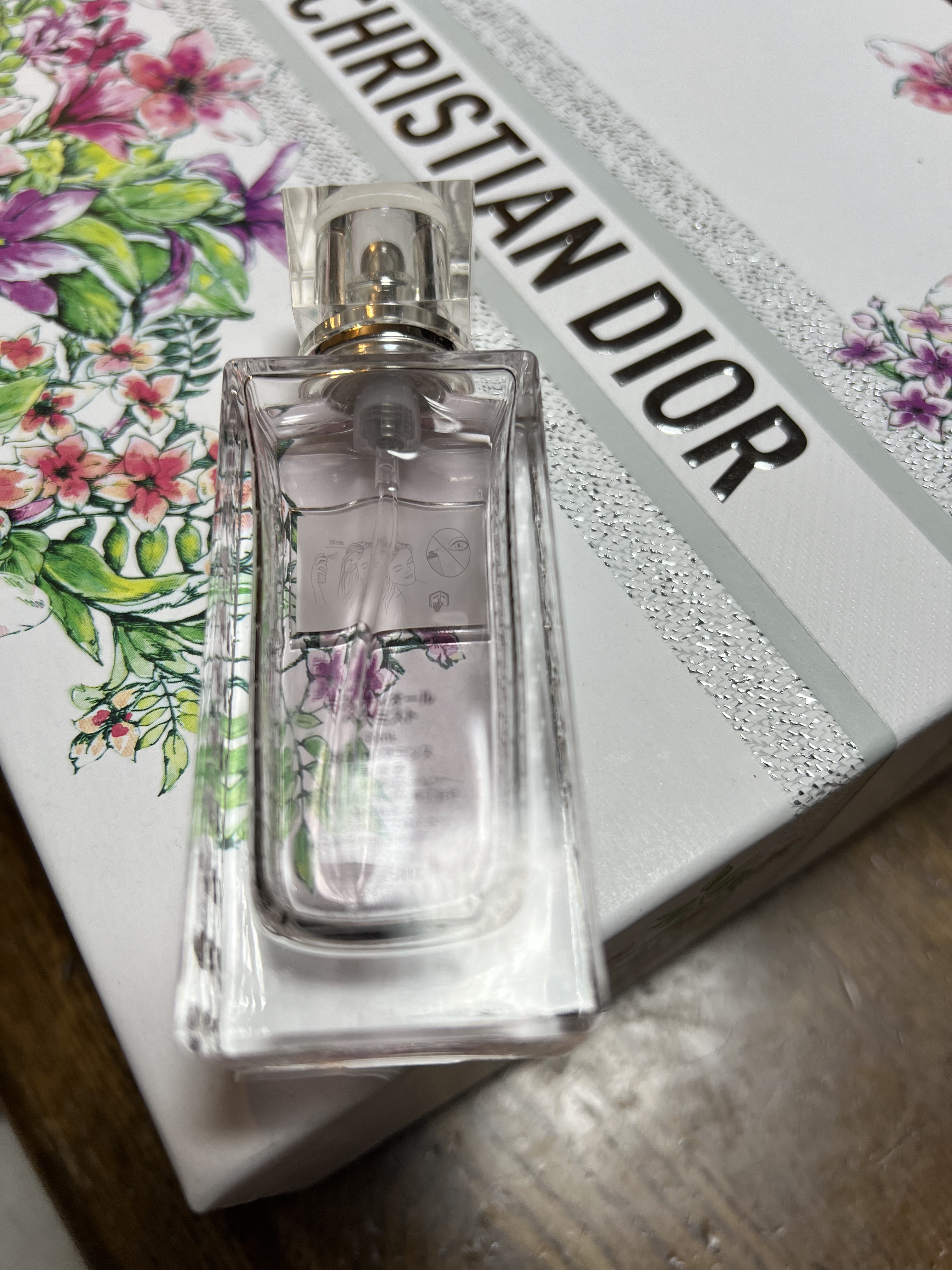 【旧】ミス ディオール ヘア ミスト/Dior/ヘアミストを使ったクチコミ（2枚目）