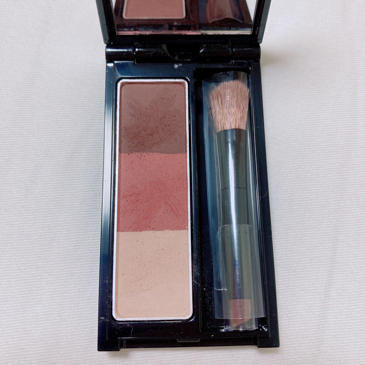 ケイト デザイニングアイブロウ3D EX-8 ブラウンピンク系(本体)/KATE/パウダーアイブロウを使ったクチコミ（2枚目）