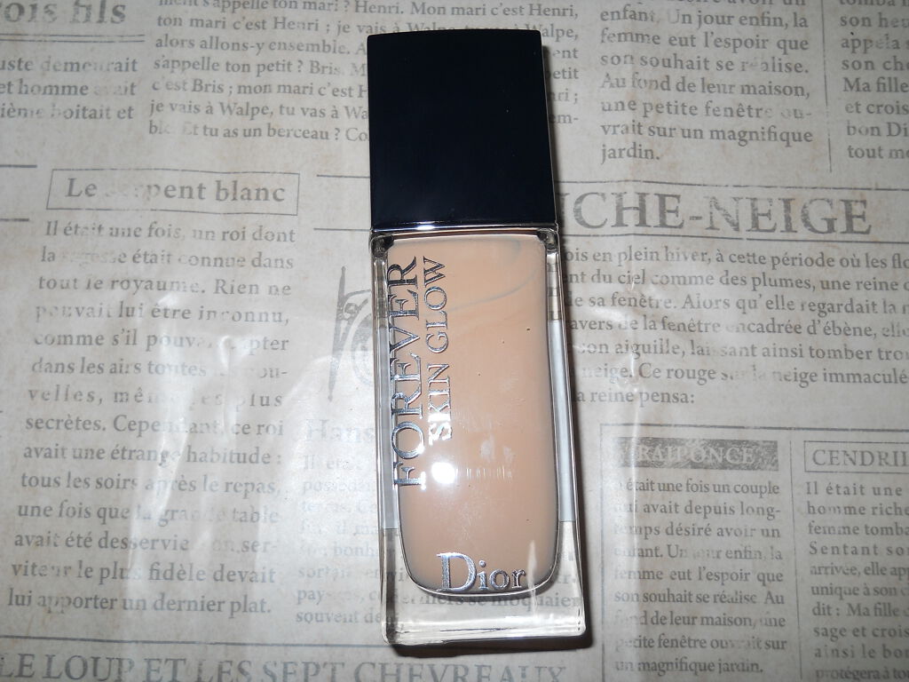 【旧】ディオールスキン フォーエヴァー フルイド グロウ/Dior/リキッドファンデーションを使ったクチコミ（2枚目）