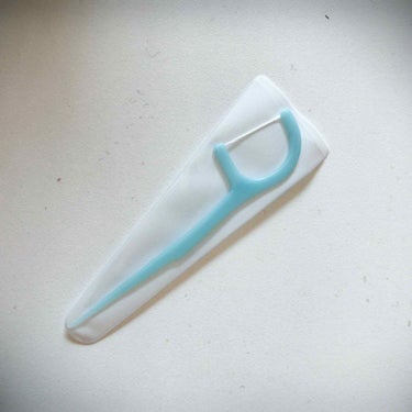 DAISO 歯間ブラシのクチコミ「🙅‍♀️歯磨きだけではいけない！！🙅‍♀️


コスメ投稿ではないですが......

✨ダイ.....」（3枚目）