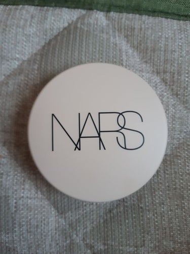 ピュアラディアントプロテクション アクアティックグロー クッションファンデーション SPF50+／PA+++/NARS/クッションファンデーションを使ったクチコミ（1枚目）