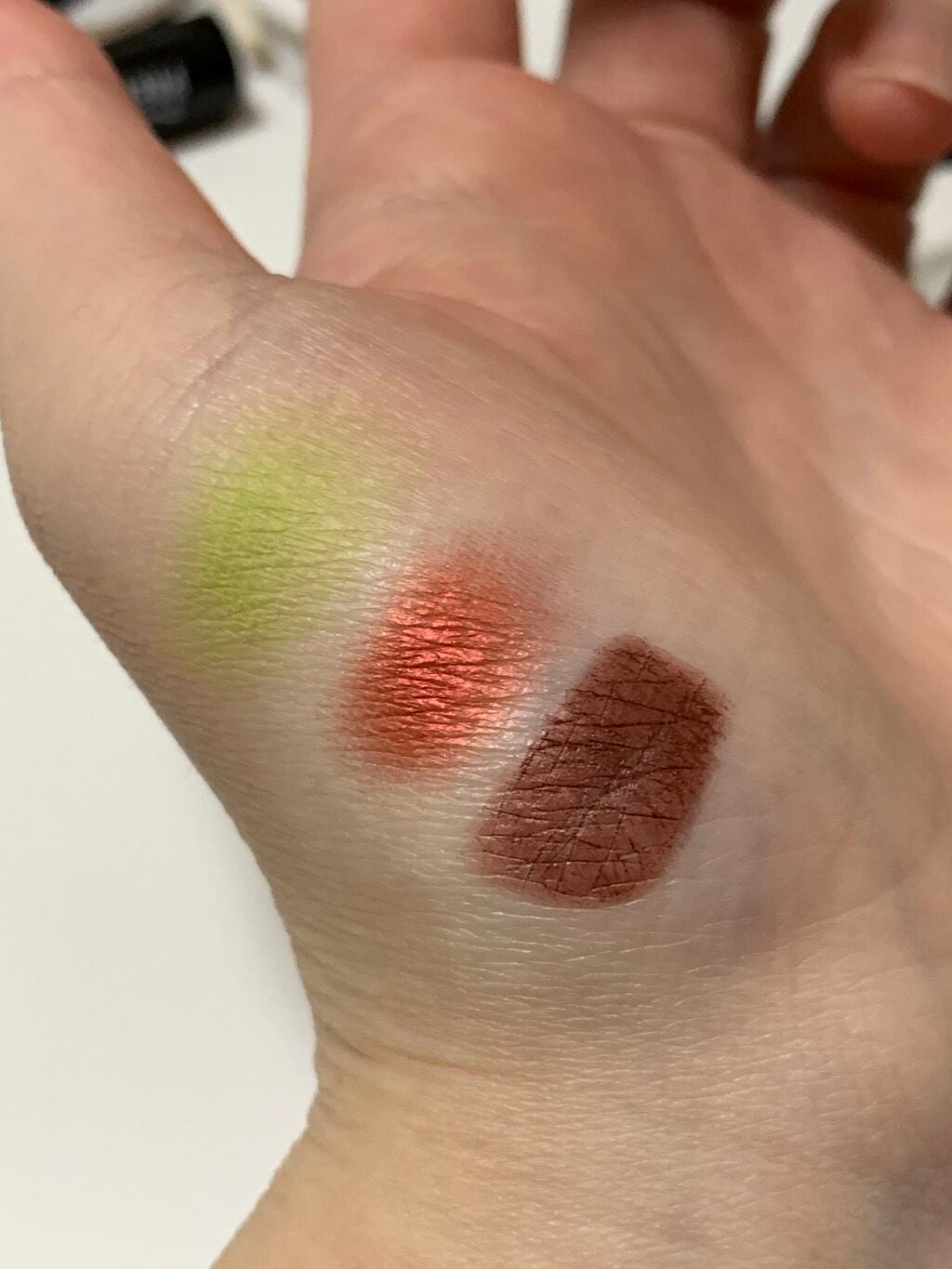 スモール アイシャドウ/M・A・C/単色アイシャドウを使ったクチコミ(3枚目)