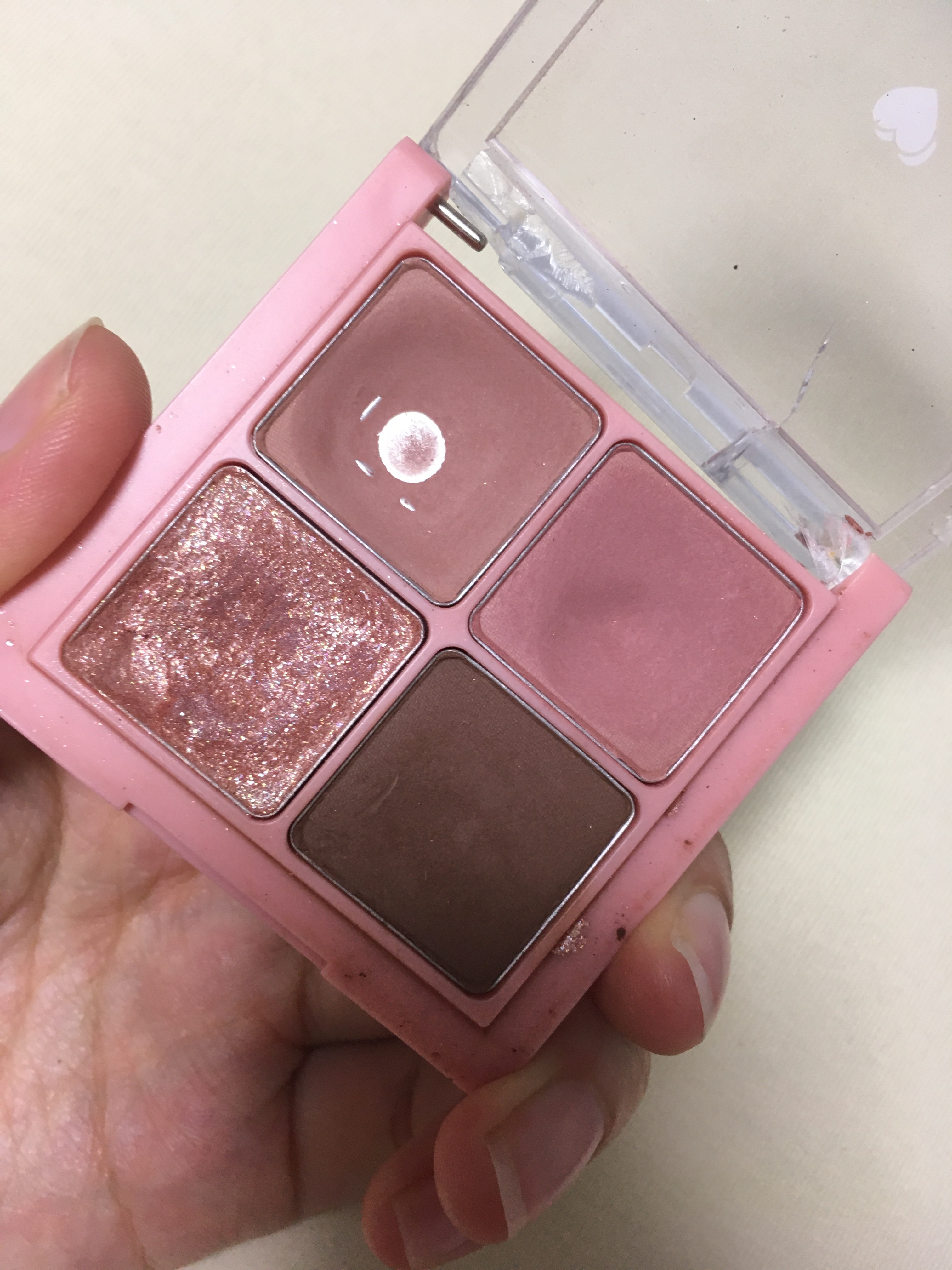 ベターザンアイズ/rom&nd/アイシャドウパレットを使ったクチコミ（1枚目）