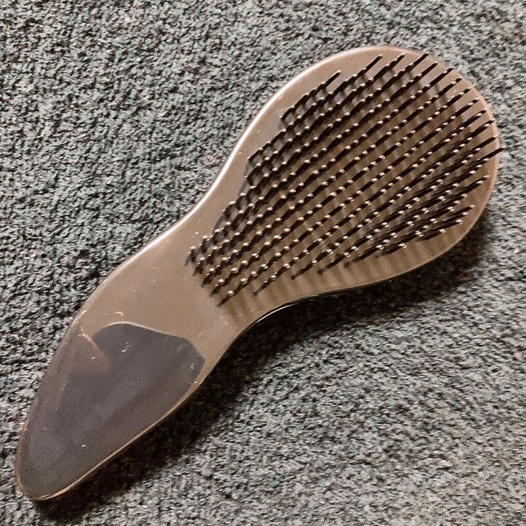 立体ヘアブラシ/DAISO/ヘアブラシを使ったクチコミ(2枚目)