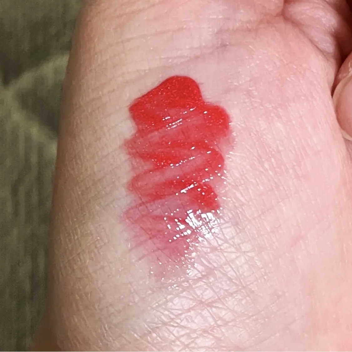 アンドバイロムアンド　グラッシーボムティント/&nd by rom&nd/リップティントを使ったクチコミ（3枚目）