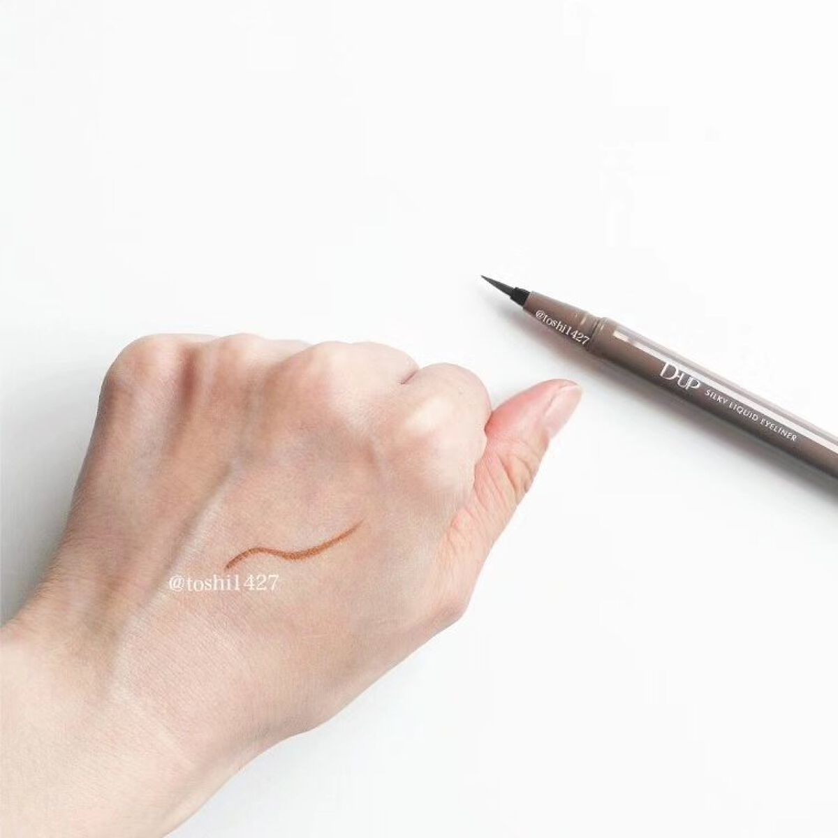 シルキーリキッドアイライナーWP/D-UP/リキッドアイライナーを使ったクチコミ（3枚目）