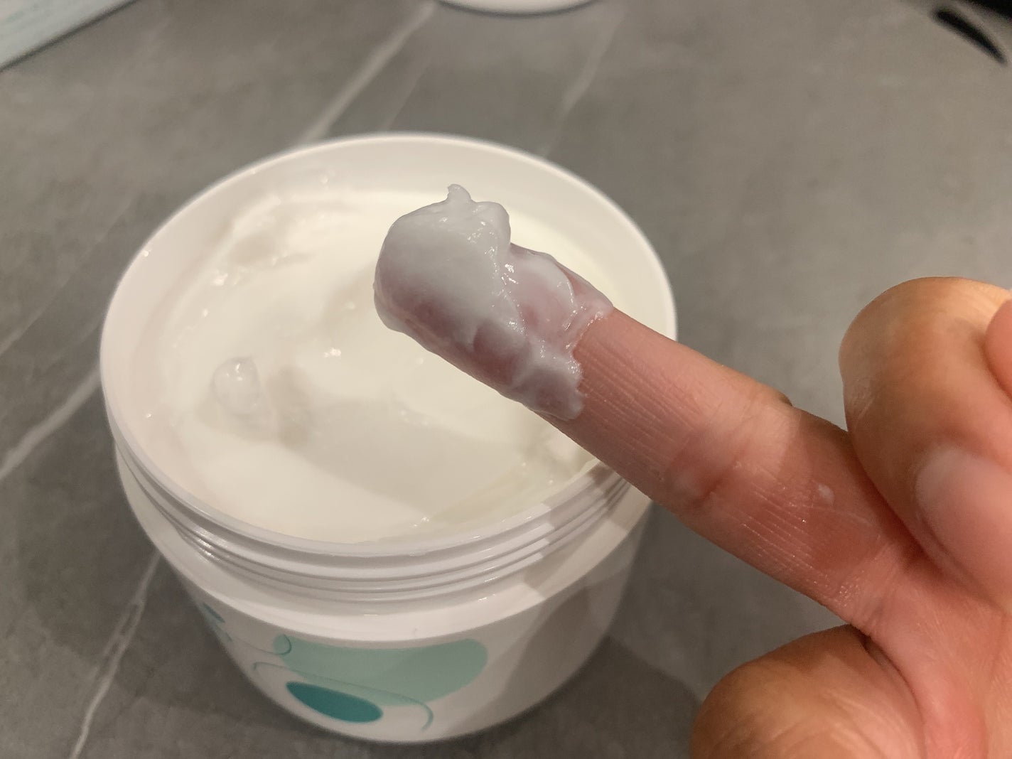 ダヴ クリームボディウォッシュ コンフォートモイスチャー/ダヴ/ボディソープを使ったクチコミ(2枚目)