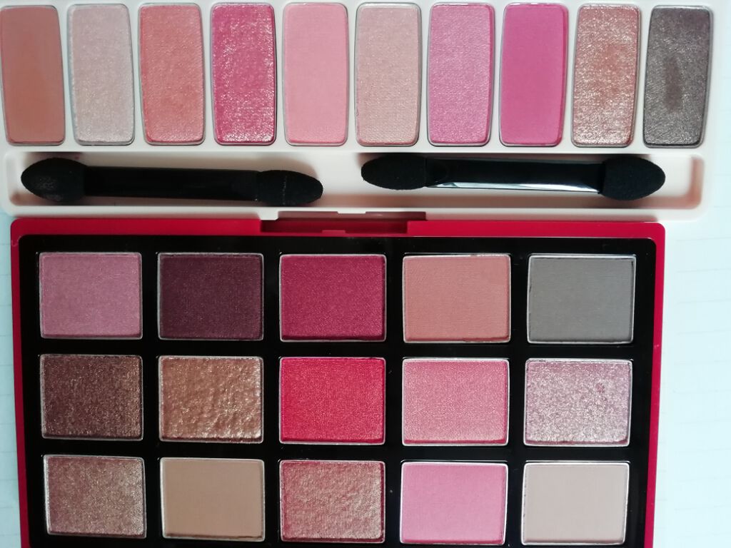 プレイカラーアイパレット ベストラブ/ETUDE/アイシャドウパレットを使ったクチコミ(2枚目)