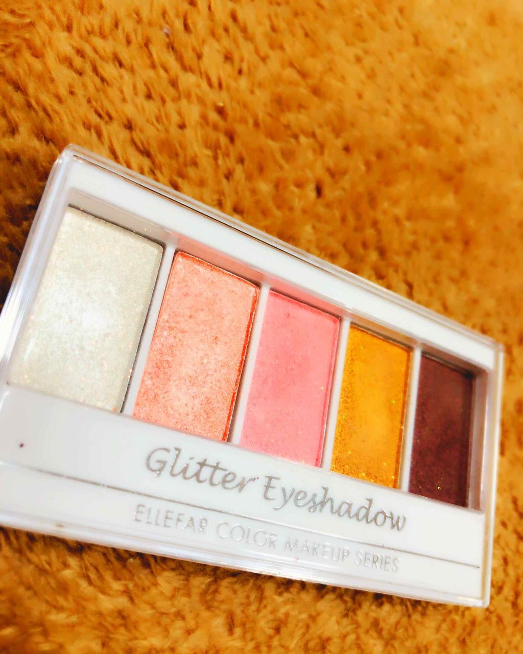 エルファー グリッターアイシャドウ/DAISO/アイシャドウパレットを使ったクチコミ(1枚目)