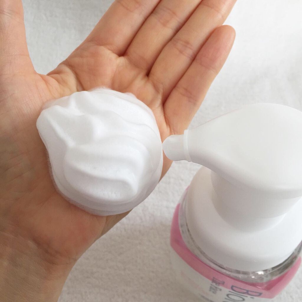 ビオレ ザフェイス 泡洗顔料 ディープモイスト/ビオレ/泡洗顔を使ったクチコミ(2枚目)