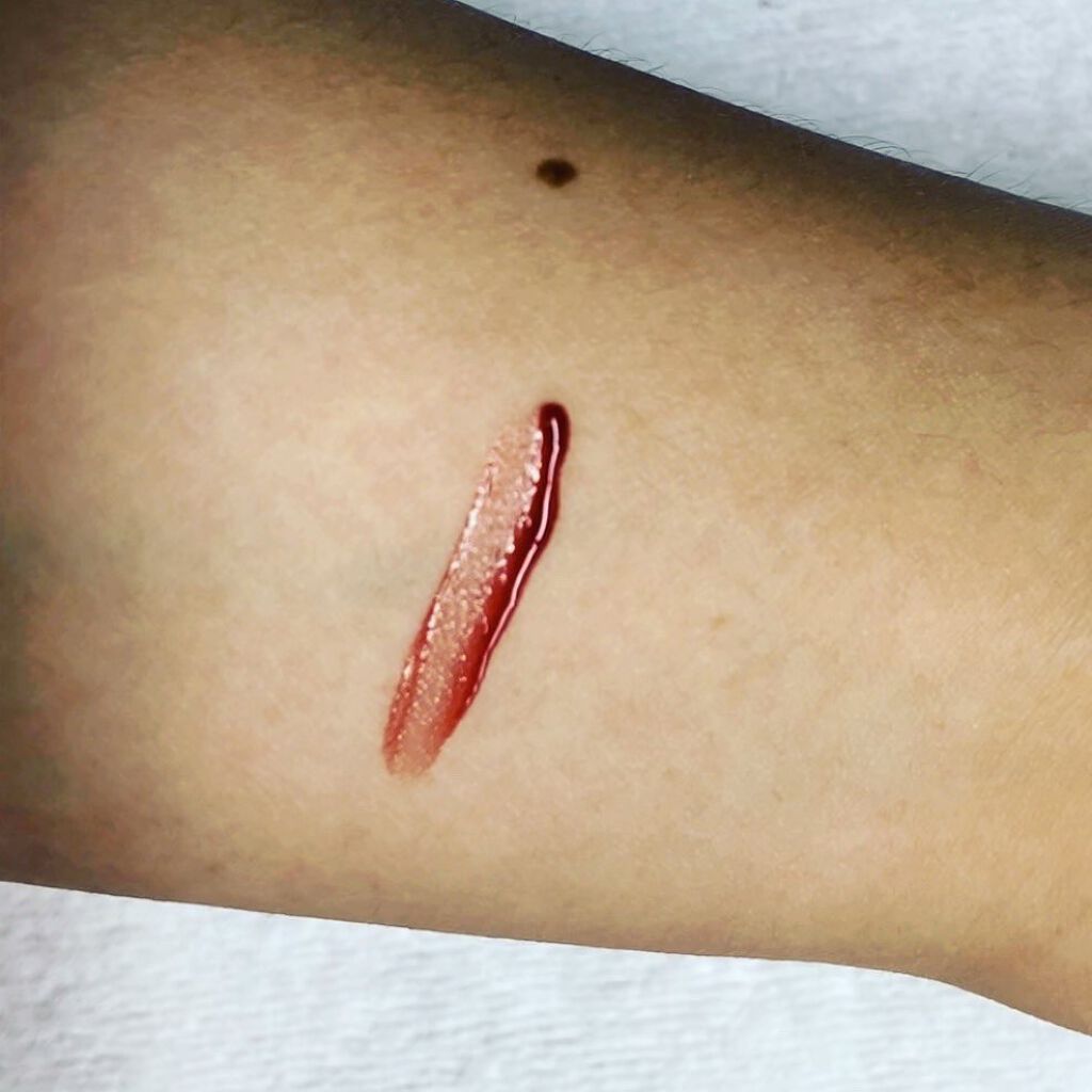 ウォータリーティントリップ マット/CEZANNE/リップティントを使ったクチコミ（3枚目）