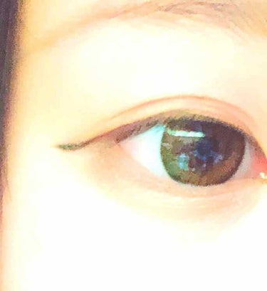 Flowereyesのブラウンです✌️