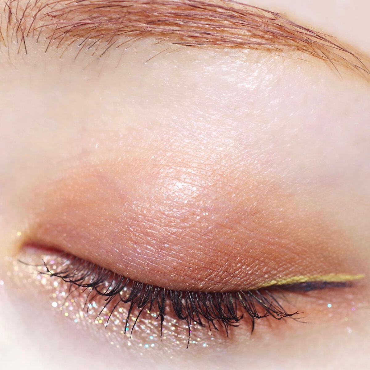 EYE OPENING LINER イエロー/UZU BY FLOWFUSHI/アイライナーを使ったクチコミ（2枚目）