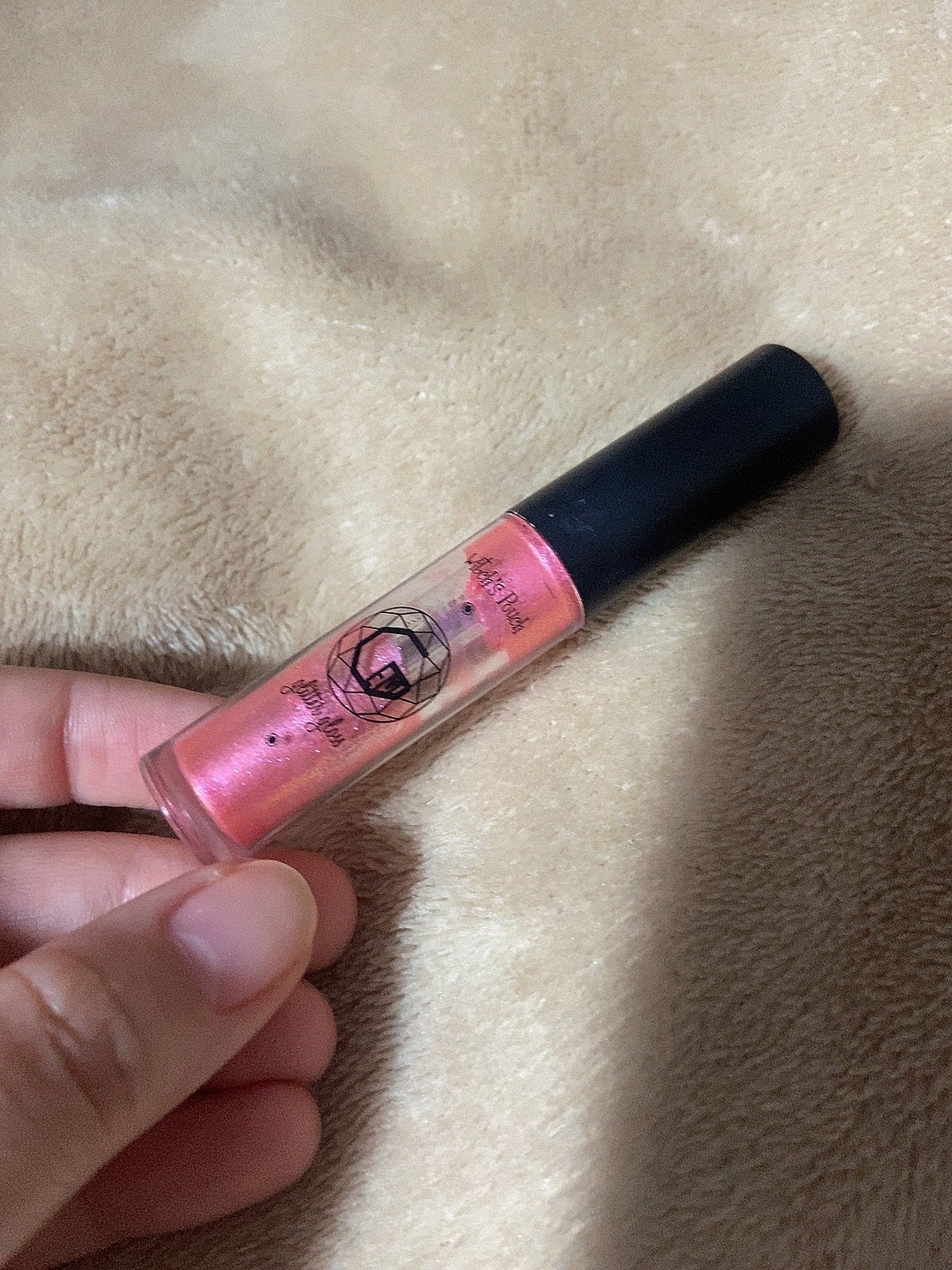 ジェムグリッターグロス/Witch's Pouch/リップグロスを使ったクチコミ(1枚目)