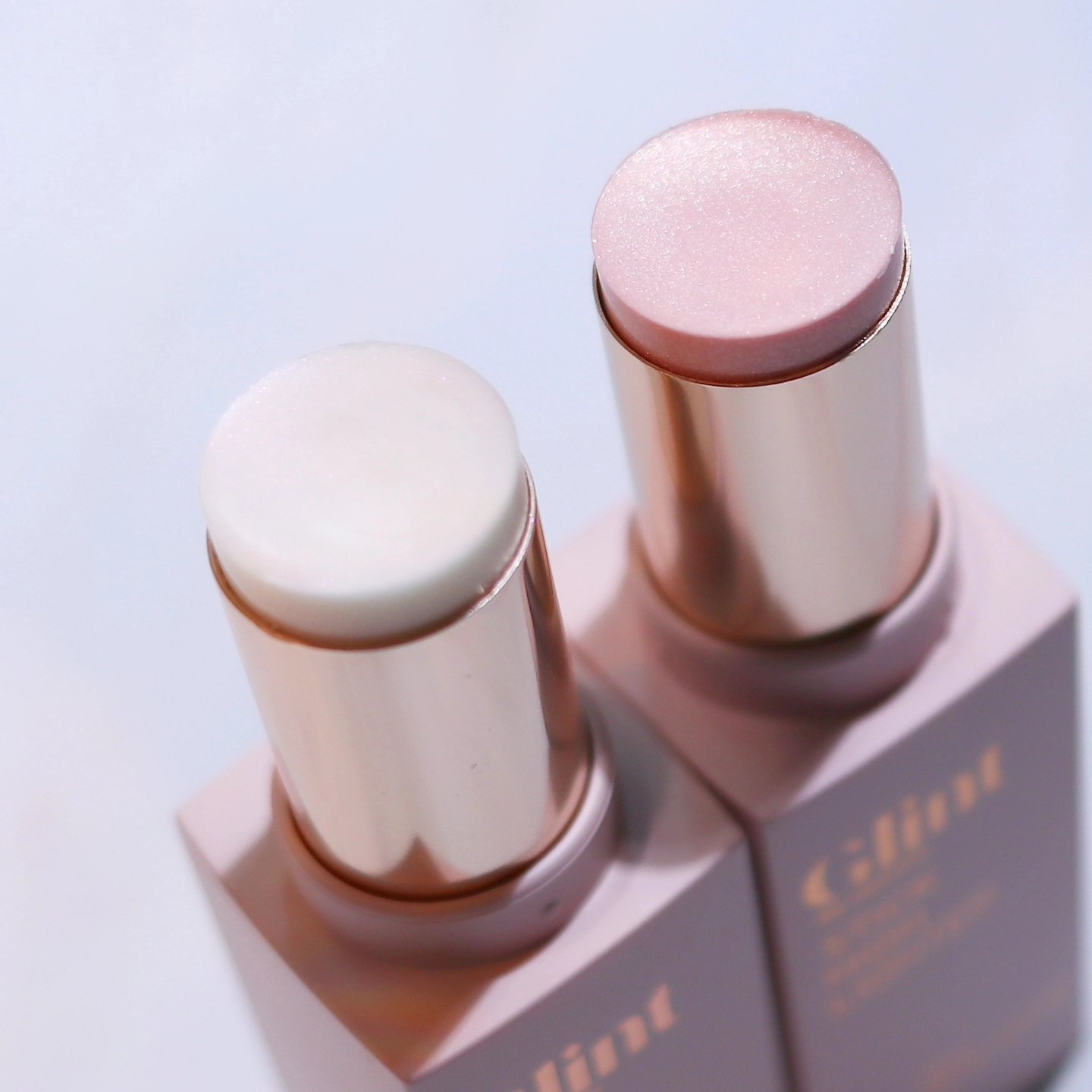 Glint スティックハイライターのクチコミ「【Glint】Glint様より商品提供いただいています。
03は新色です。

Stick Hi.....」（3枚目）