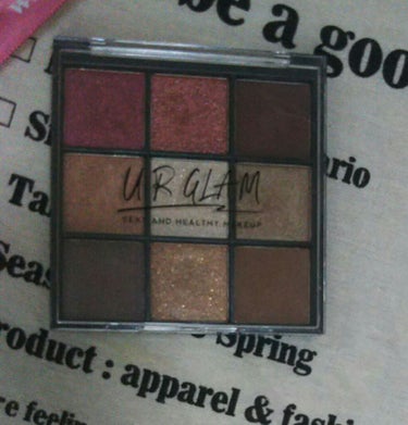 UR GLAM　BLOOMING EYE COLOR PALETTE/U R GLAM/パウダーアイシャドウを使ったクチコミ（1枚目）