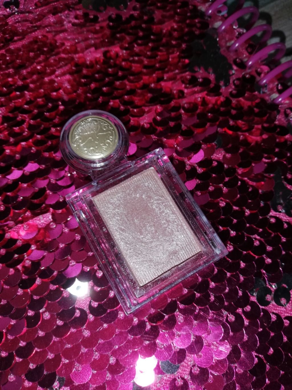 シャドーカスタマイズ/MAJOLICA MAJORCA/単色アイシャドウを使ったクチコミ(1枚目)