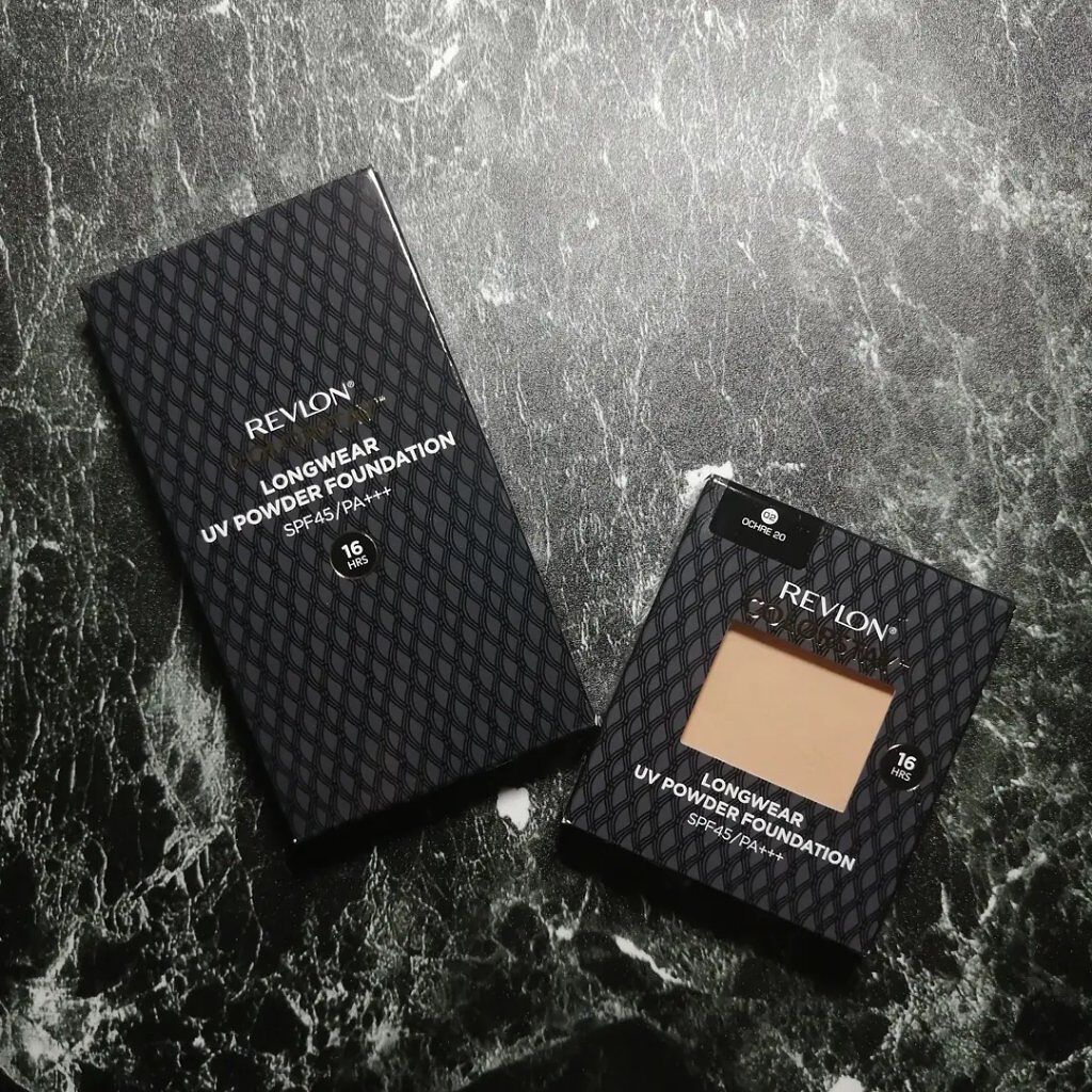  カラーステイ ロングウェア UV パウダー ファンデーション/REVLON/パウダーファンデーションを使ったクチコミ（1枚目）