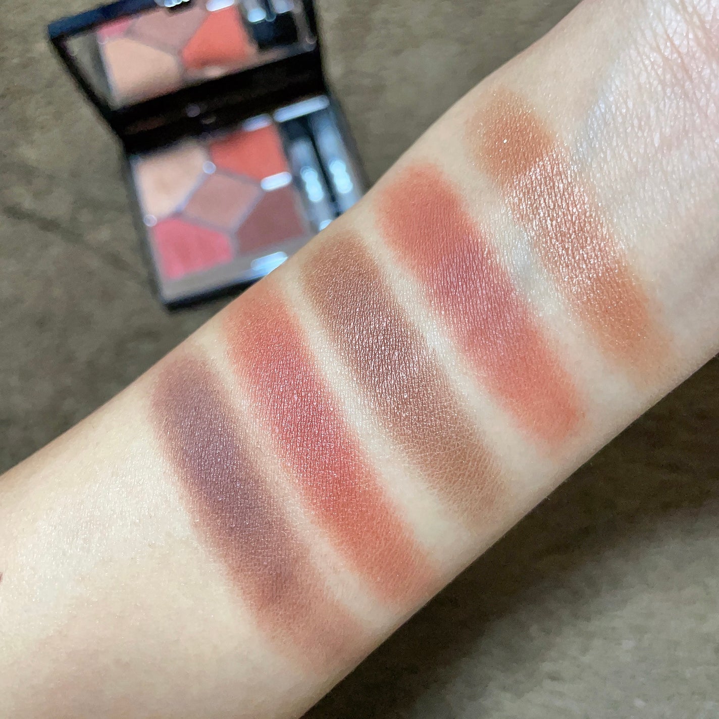 【旧】サンク クルール クチュール/Dior/アイシャドウパレットを使ったクチコミ(2枚目)