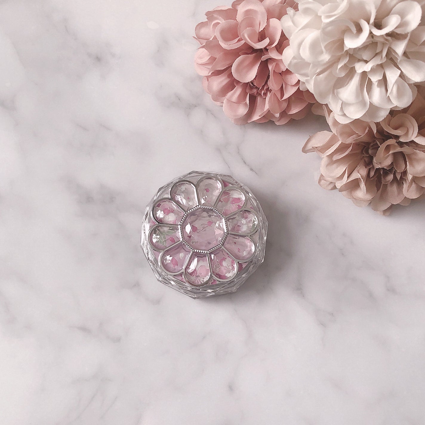 ジルスチュアート ブルームクチュール アイズ/JILL STUART/アイシャドウパレットを使ったクチコミ(2枚目)