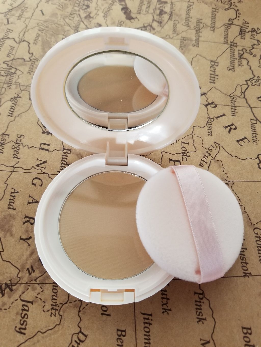 ミネラルBBパウダー NM（ナチュラルマット） 通常版（本体）/毛穴パテ職人/プレストパウダーを使ったクチコミ（2枚目）