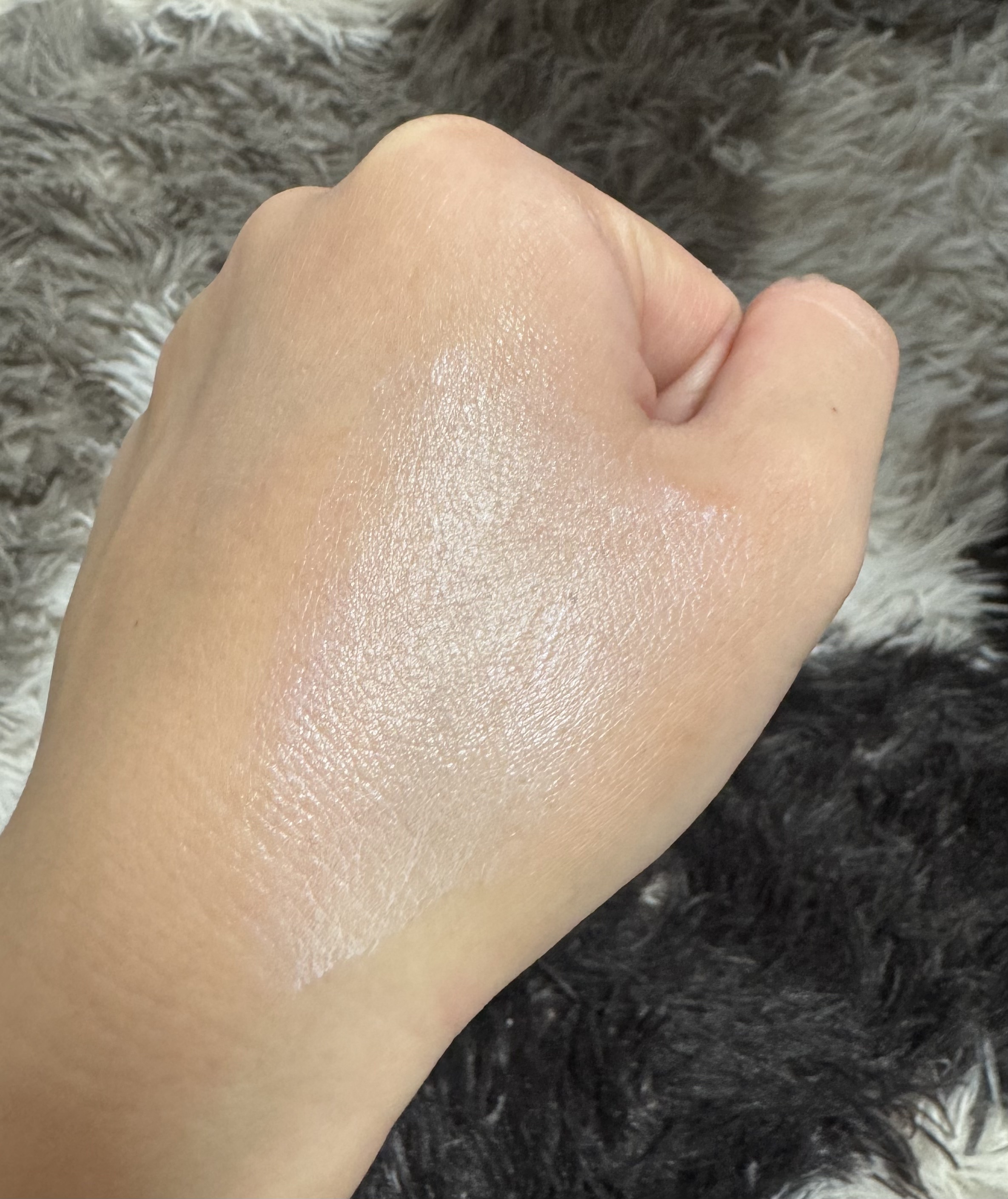 ウォータフルトーンアップサンクリーム/ダルバ/日焼け止めクリームを使ったクチコミ（2枚目）